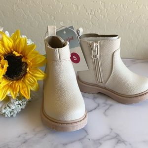 Cat & Jack Delaney Chelsea Boots | Cute Toddler Boots | Toddler Girls Size 5